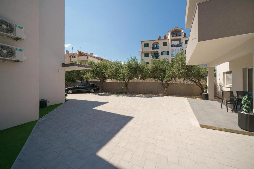 Apartments Dobrenic Vodice Ngoại thất bức ảnh
