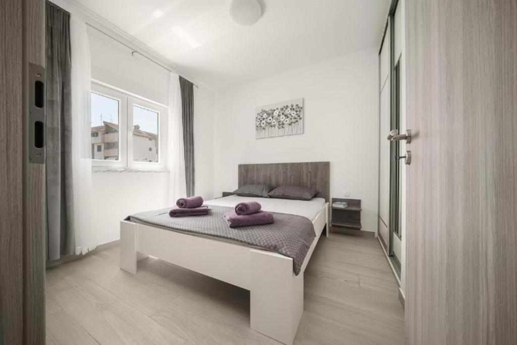 Apartments Dobrenic Vodice Ngoại thất bức ảnh