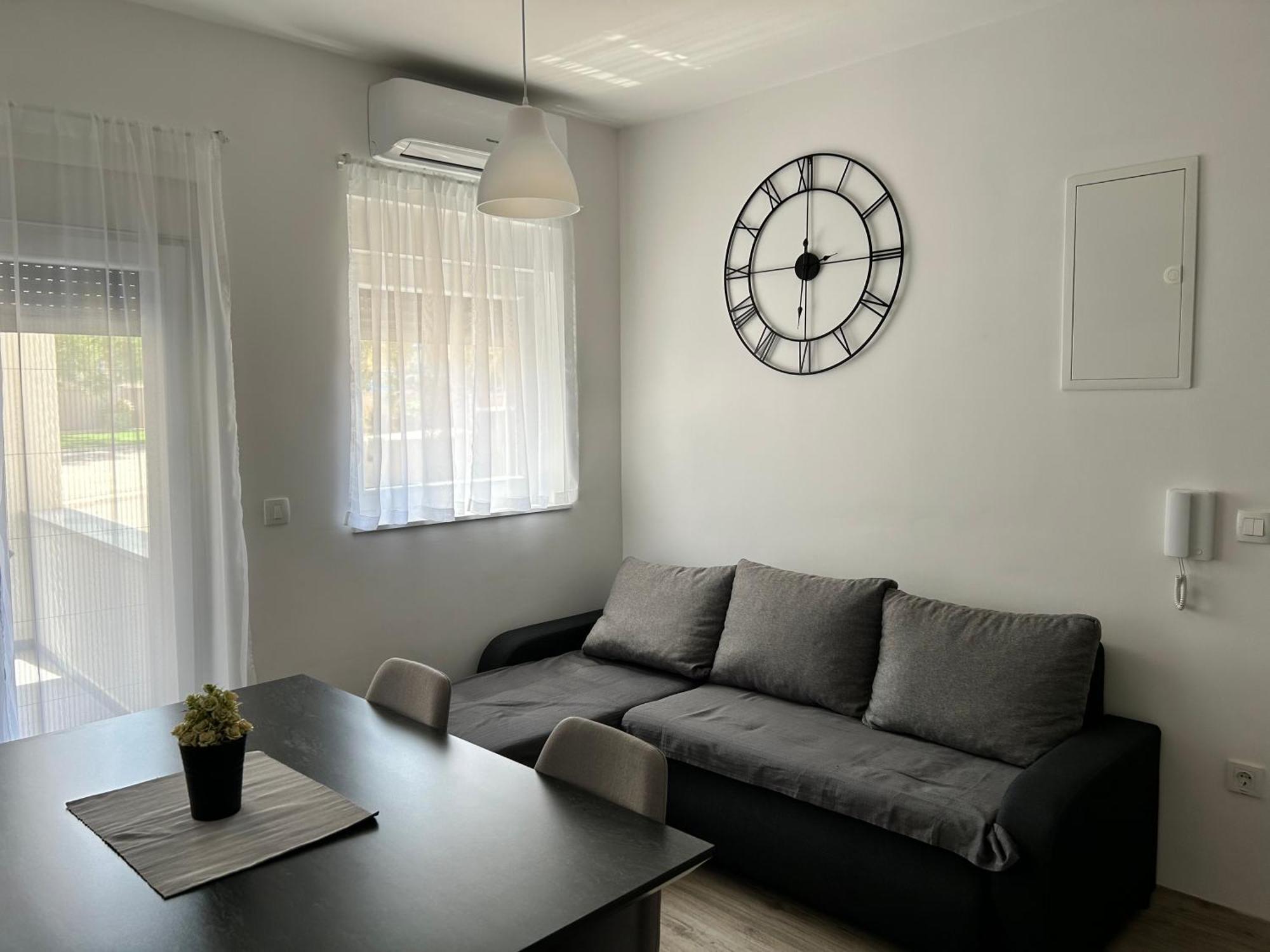 Apartments Dobrenic Vodice Ngoại thất bức ảnh